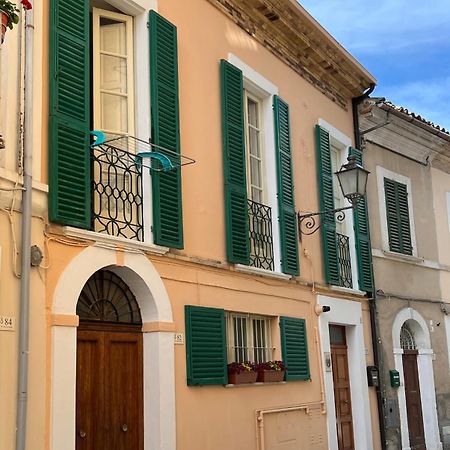 Charmante Vakantiewoning 'Casa Di Tonno' Loreto Aprutino Luaran gambar