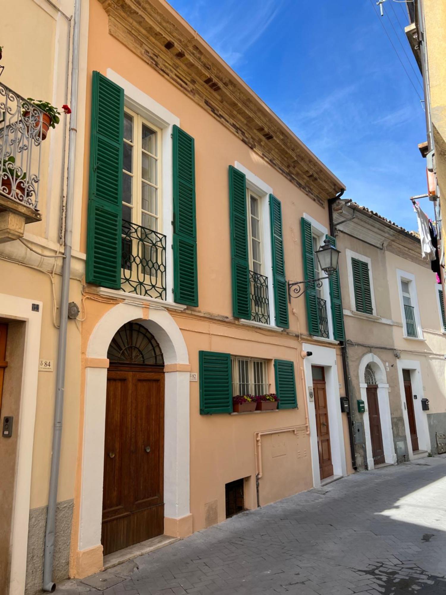 Charmante Vakantiewoning 'Casa Di Tonno' Loreto Aprutino Luaran gambar