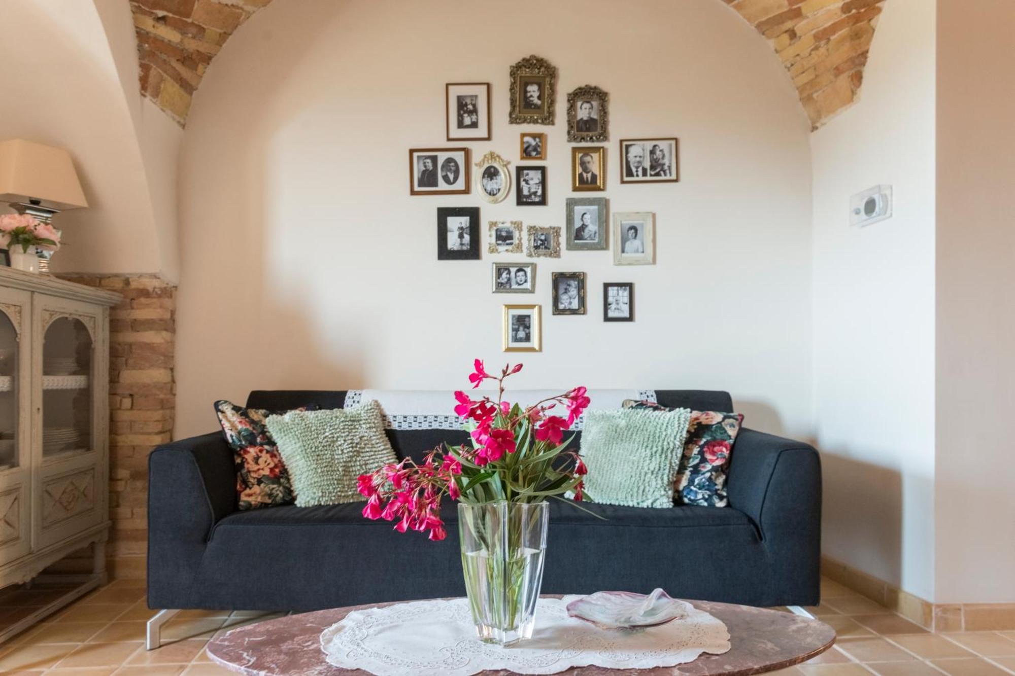 Charmante Vakantiewoning 'Casa Di Tonno' Loreto Aprutino Luaran gambar