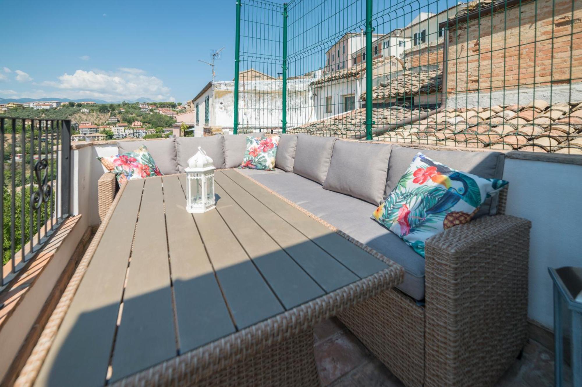 Charmante Vakantiewoning 'Casa Di Tonno' Loreto Aprutino Luaran gambar